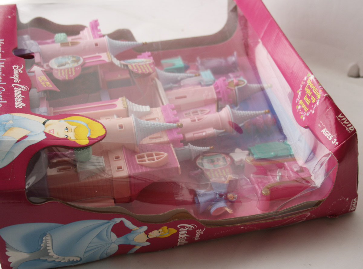 RARE CINDERELLA MAGICAL MUSICAL CASTLE PALACE PLAYSET DISNEY