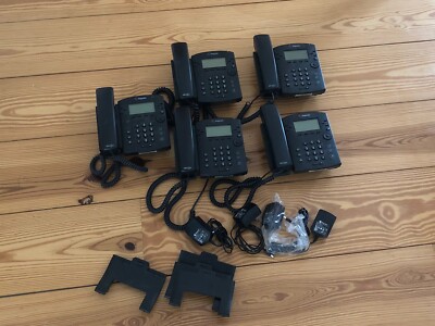 Lot of Five Polycom (4) VVX 301 & (1) VVX 310 desk phones, black , VOIP,