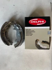 Delphi OEM Rear Brake Shoes For Mazda 2 Toyota Yaris Yaris iA Scion iA DAY42638Z