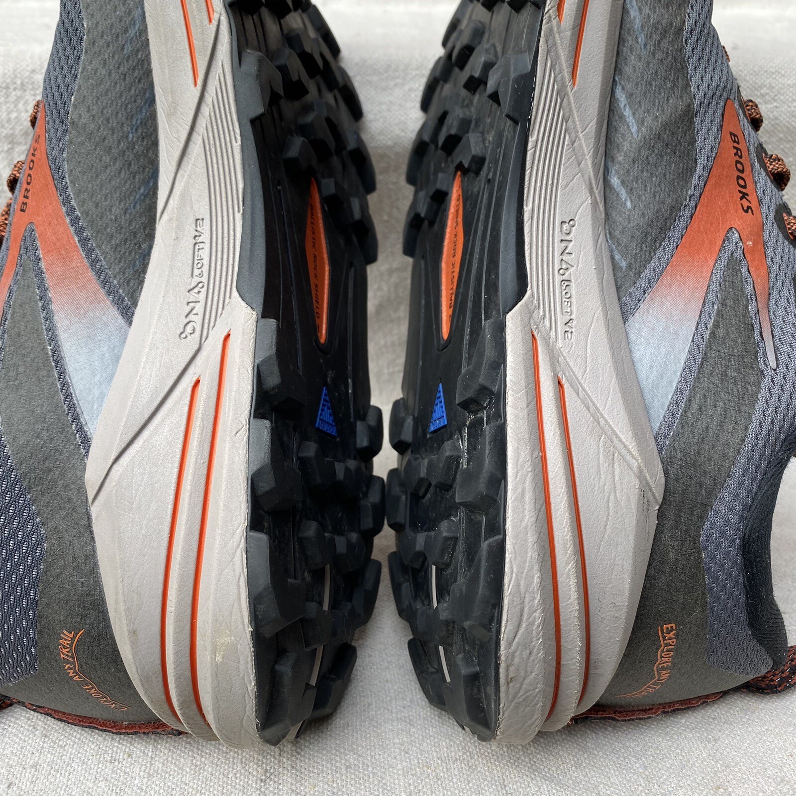 Brooks Cascadia 16 GTX GoreTex Trail Running Shoes M… Gem