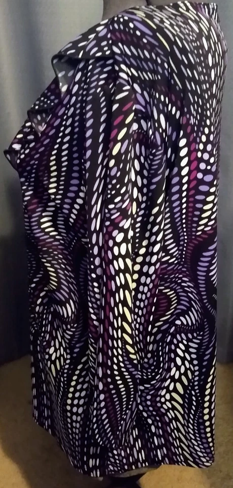 Blusa J T B tamanho XL axilas 25 no ombro para baixo 25 na parte inferior 26 em Lk nova com etiquetas - Imagem 4 de 4