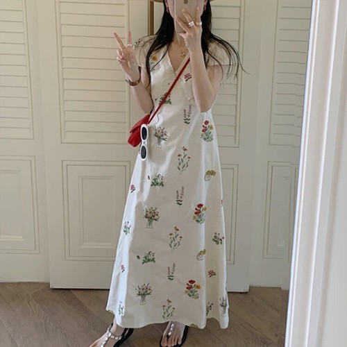 Floral Printed Short-sleeved Dress Women's Summer New Skirt Seaside V-neck Long - Bild 9 von 10