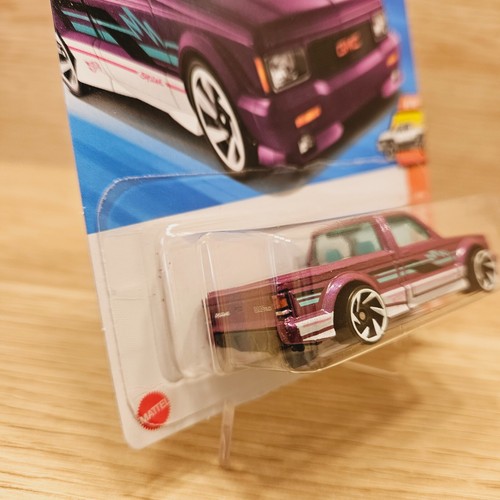 2025 Hot Wheels #119 - '91 GMC Syclone Purple HW Hot Trucks #8 HYY60 - Picture 5 of 7