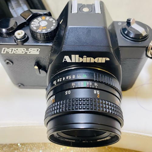 Albinar MS-2 fotocamera pellicola 35 mm con obiettivo zoom macro Albina ADG 80-200 mm borsa in pelle - Foto 8 di 17