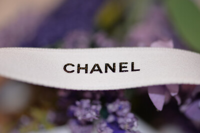 1.5㎝幅CHANELホワイトリボン1ロール100m CHANEL | Accessories | New With Seal Authentic Chanel White