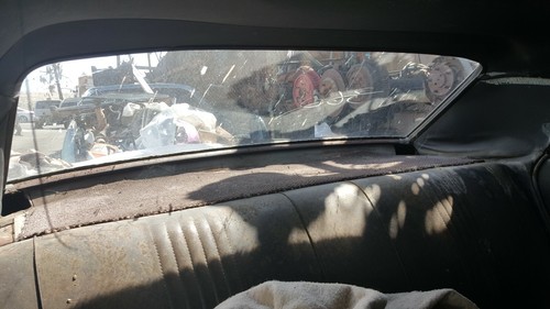 68 1968 Pontiac Catalina 4 door back glass clear no tint WITH MOLDINGS - Picture 4 of 4