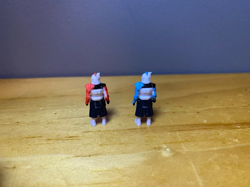 Figuras Star Wars Micro Galaxy Squadron ARC Trooper Rojo y Azul Clone Wars Foto 3 de 4