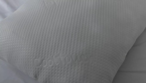 Almohada cómoda para dormir Cooltouch para dormir para dormir para dormir en la nube/tamaño 75x54 cm - Imagen 2 de 7