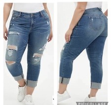 Torrid Women’s Jeans 26R Boyfriend NEW