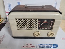 Vintage Delco AM Radio R-1238