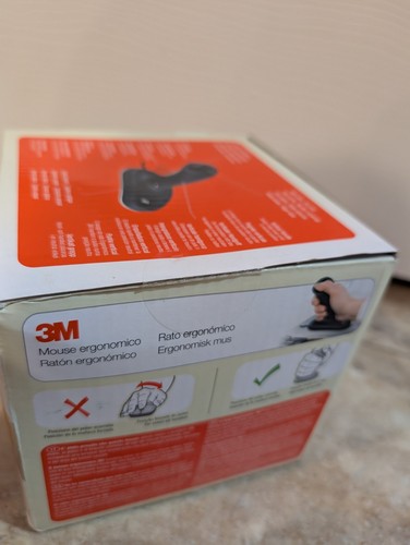 New 3M Ergonomic Optical Mouse EM500GPL USB Wired Vertical Design Sealed in Box - Afbeelding 3 van 7
