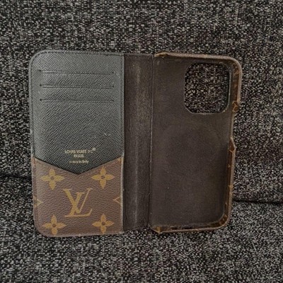 Louis Vuitton iPhone 15 Pro Folio Case Monogram Canvas Brown 
