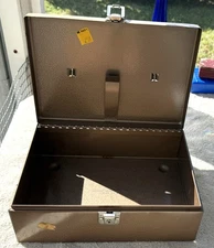 VINTAGE ROCKAWAY METAL PROD CORP METAL CASH BOX MEASURES: 11 X 7-3/4 X 5 INCHES