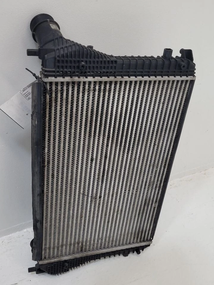 2012-2019 VOLKSWAGEN BEETLE Intercooler 2.0L 5C0145803E 12-19       - Image 4 of 4
