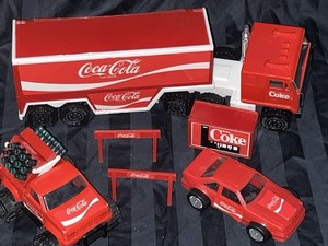1987 REMCO TOYS COKE COCA COLA TOY LOT SEMI TRUCK w/ Bottles CAR ETC