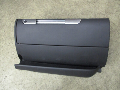 Handschuhfach Audi TT 8N Fach Ablagefach schwarz SOUL 8N1857095 6PS