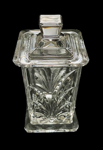 Royal Limited Crystal Footed 6” Candy Dish Jar with Lid 2001 Excellent Condition - Picture 2 of 9