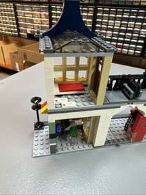 LEGO Creator 3 in 1 Toy & Grocery Shop 30136 - No Instructions