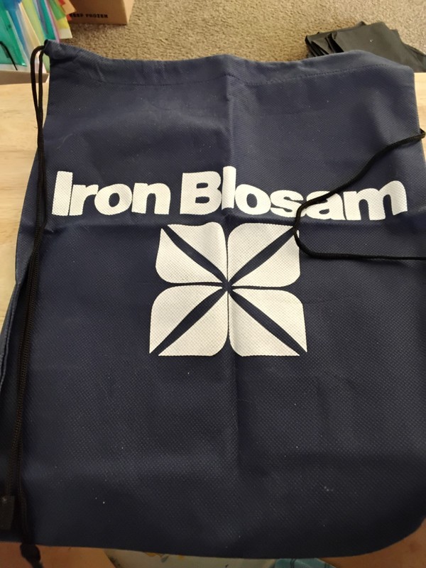 OVER THE SHOULDER STRIG / BICYCLE BAG            IRON BLOSAM
