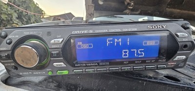 Sony CDX-GT300 CD Player In Dash Receiver