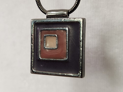 Lauren Conrad Brown Rust Earthtone Abstract Metal Artisan Style Pendant Necklace