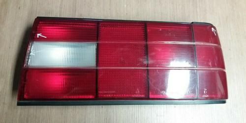 BMW 3-er E30 Rückleuchte (Risse, Kratzer) Rücklicht rechts 1386088