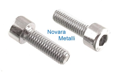 Viti A Testa Brugola In Acciaio Inox 18-8 - 8-32 X 3/8 Pollice - Confezione Da 100 Pezzi - Rivercity Fastener & Supply
