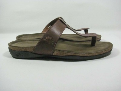 keen kaci ana t strap sandal