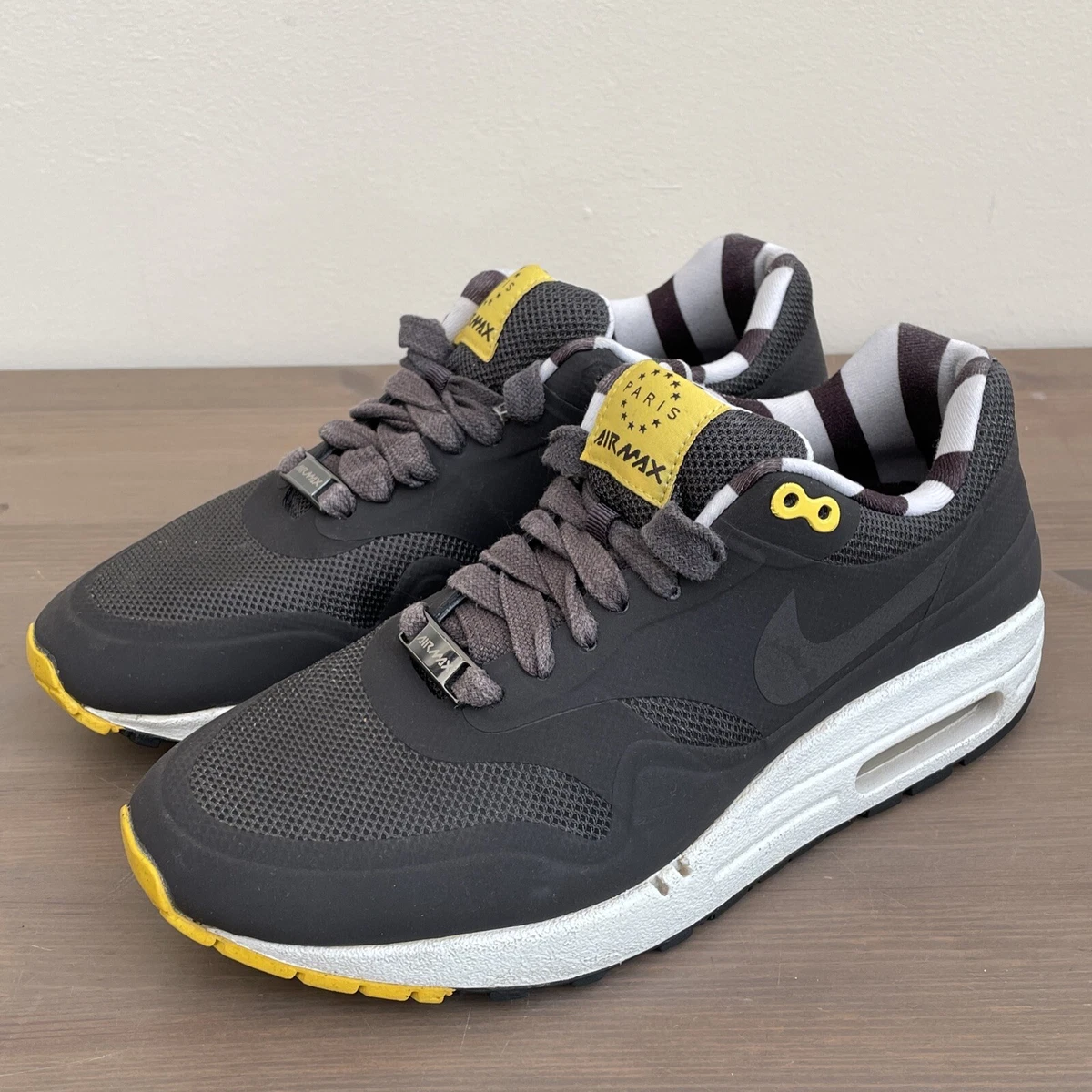 Nike air hotsell max 1 38.5