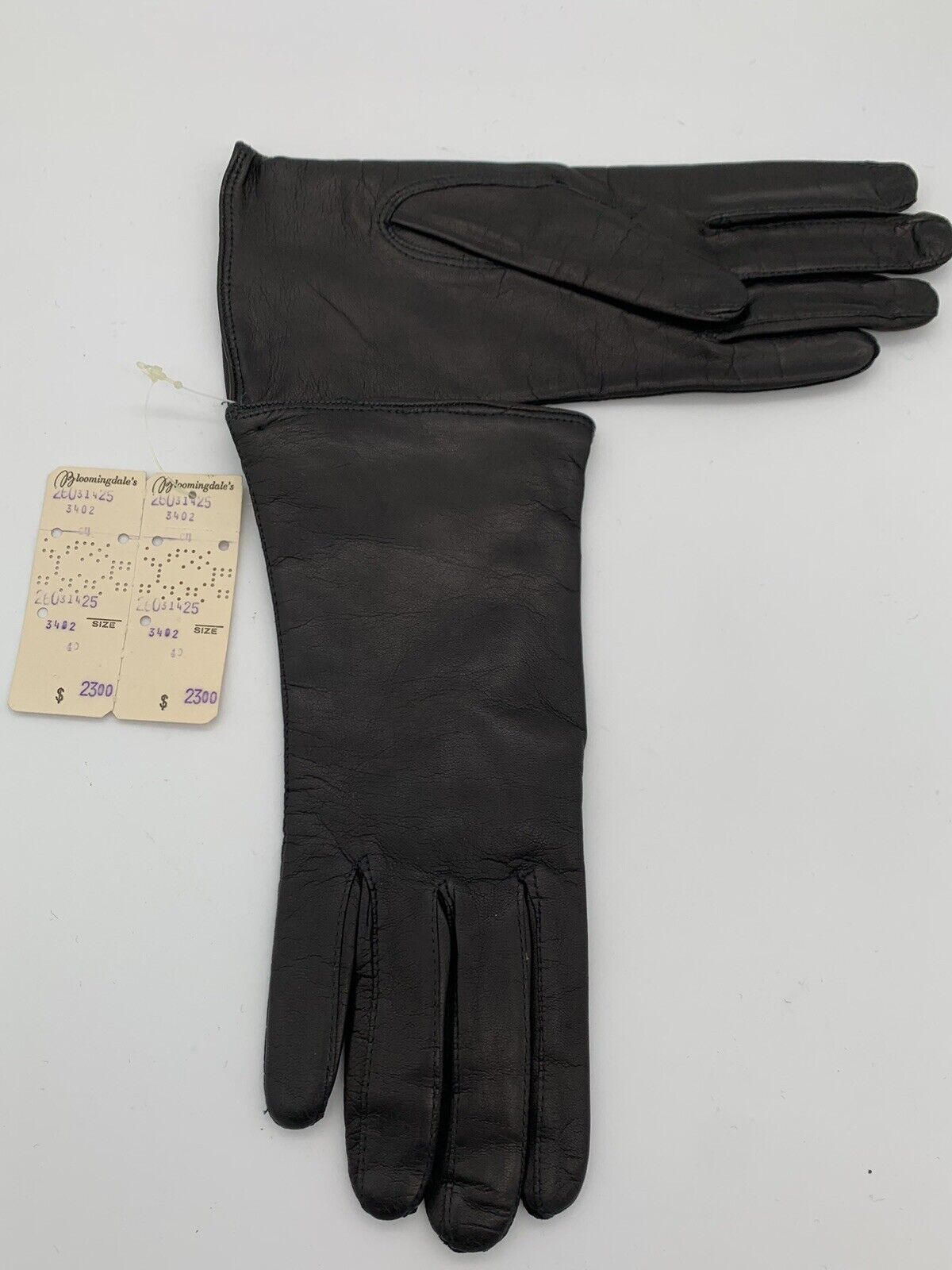 Ladies Soft Black Leather Gloves Bloomingdales Sz.6.5 Made In Italy. read