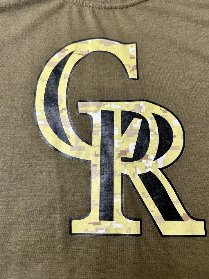Camiseta Nike Salute To Service Colorado Rockies para hombre camuflaje digital talla XL Foto 2 de 4