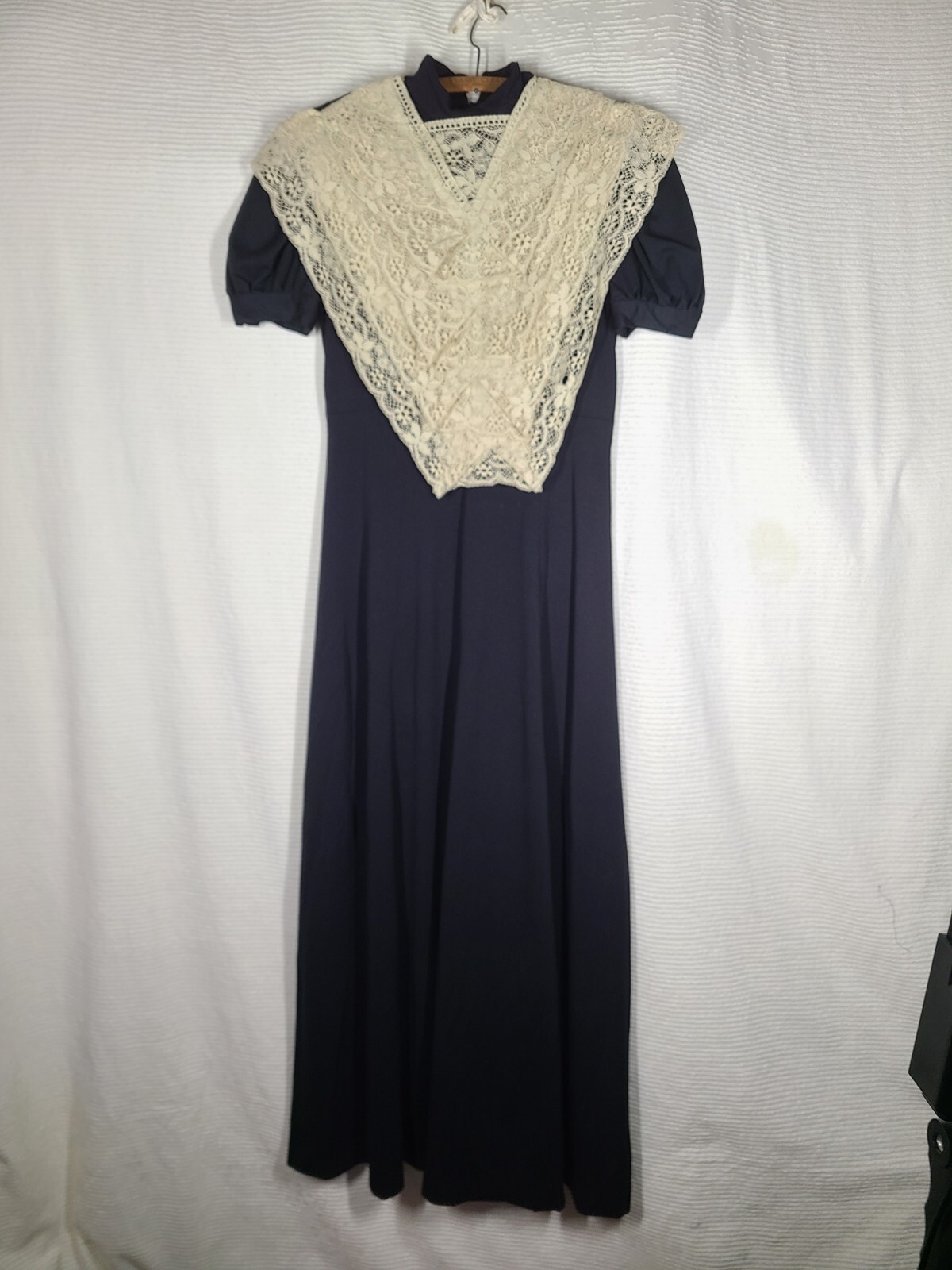 Picture 3 of 13