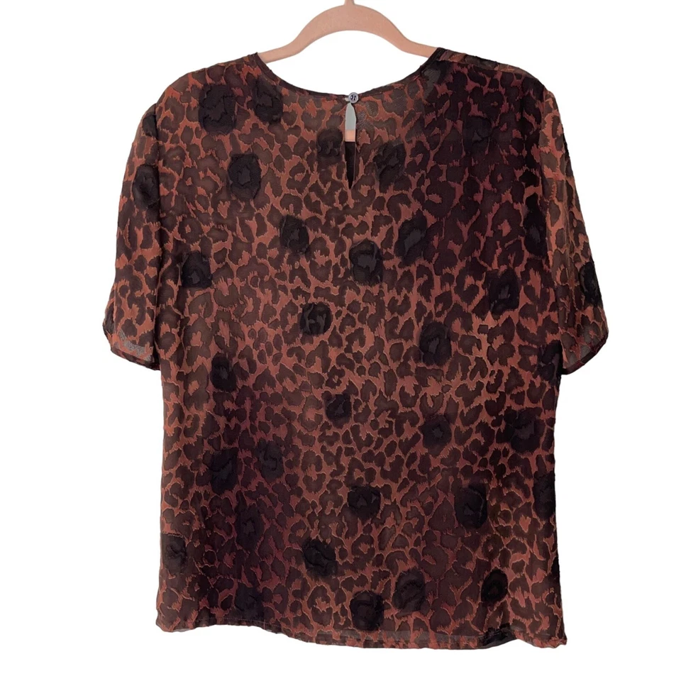Camicetta Escada donna vintage taglia 10 marrone leopardato stampa animalier misto seta moda - Immagine 2 di 4