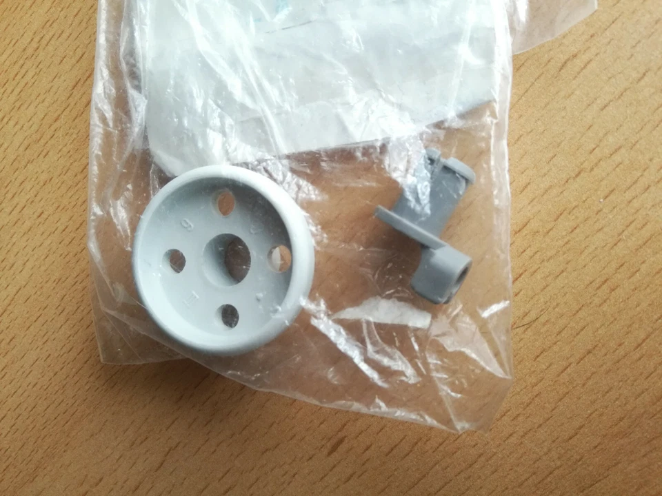 Korbrolle Bosch T.-Nr. 00066320 für Unterkorb Geschirrspüler - Bild 3 von 3