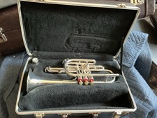 Cornet argent Conn Director avec étui