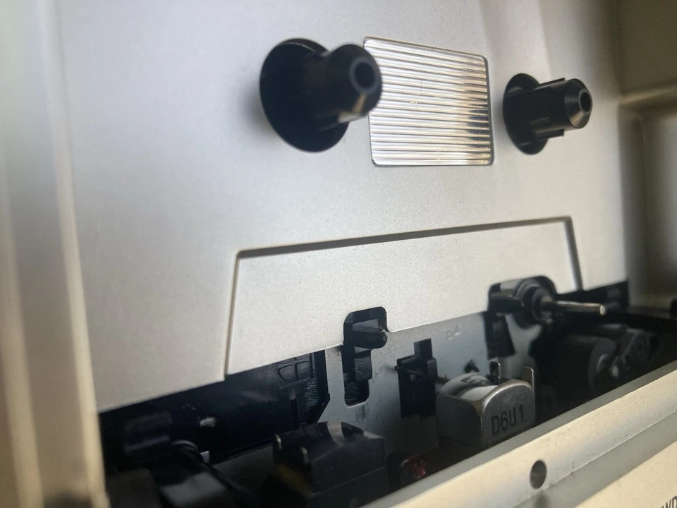 Grabadora de casete Tascam MF-P01 Portastudio de 4 pistas con fuente de alimentación Foto 3 de 4