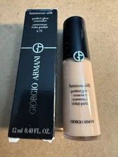 Giorgio Armani Luminous Silk PERFECT GLOW CONCEALER # 4.75  NIB Free Shipping