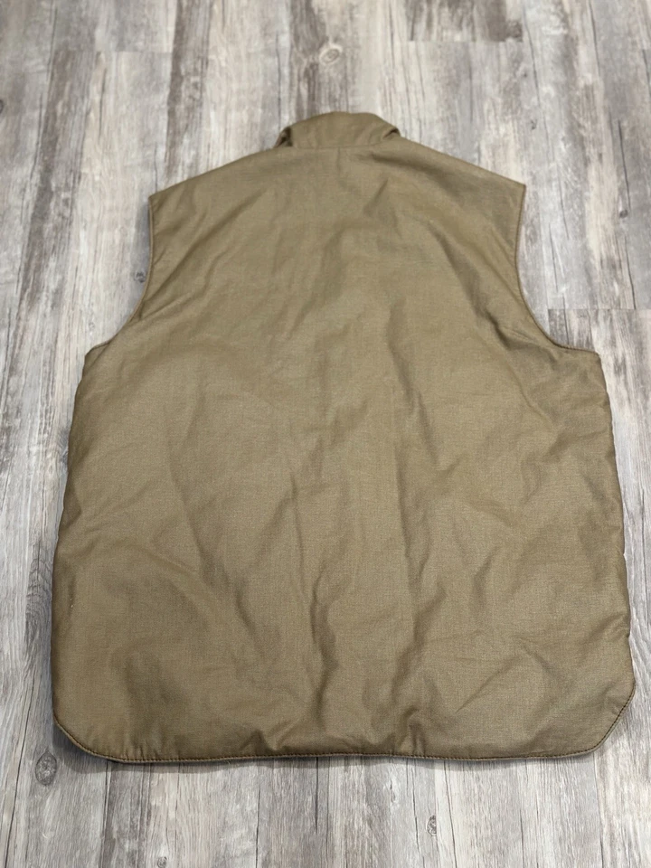 Tommy Bahama Snap Button Puffer Vest Men’s Size M Plaid Lined Cotton Brown - Image 2 of 4