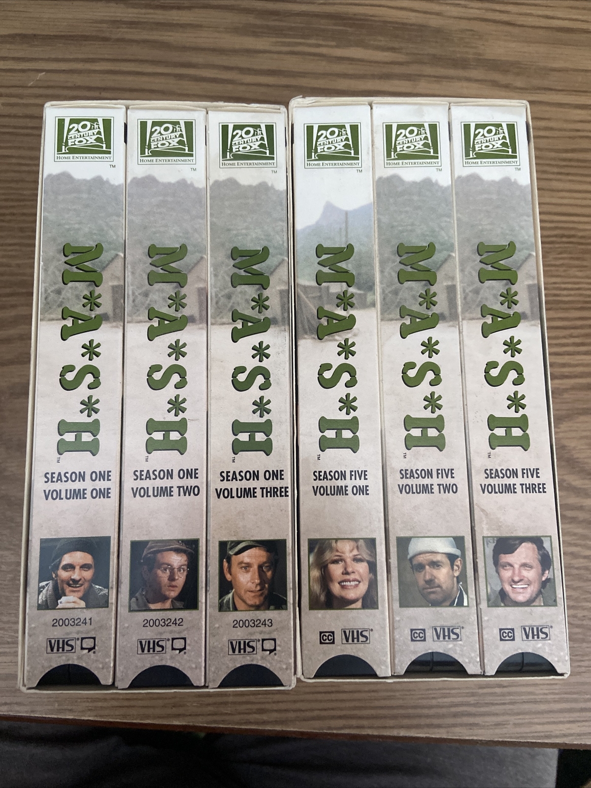 MASH Season 1 & 5 VHS (2002) 3 Tapes Box Set M.A.S.H. Alan Alda