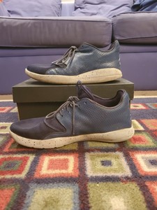 jordan eclipse size 10