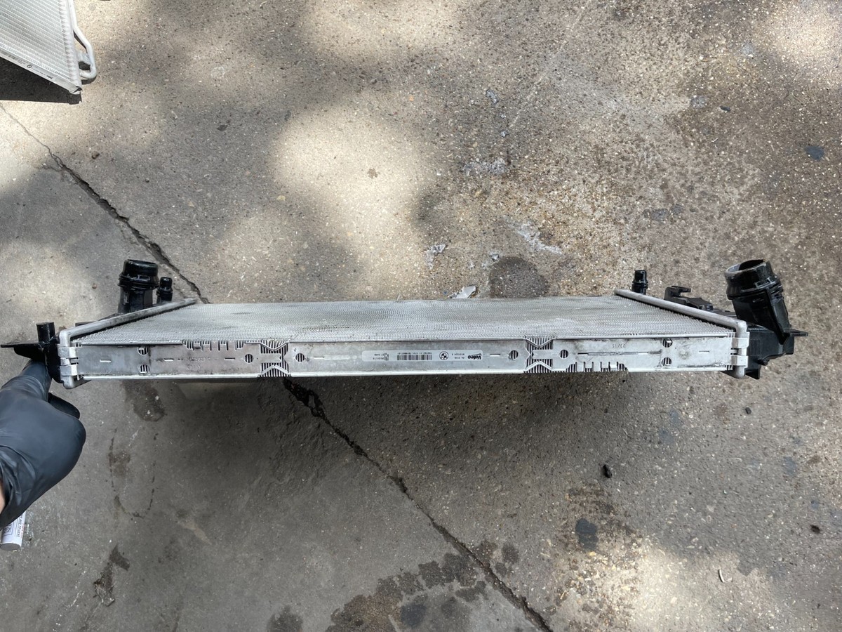12-18 BMW F30 F32 ENGINE COOLING RADIATOR OEM 7618807 | eBay 