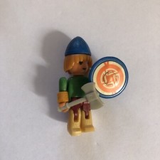 Üei Kinder Ferrero - Figurki wtykowe - W obozie Wikingów 1991 Wikingowie z siekierą