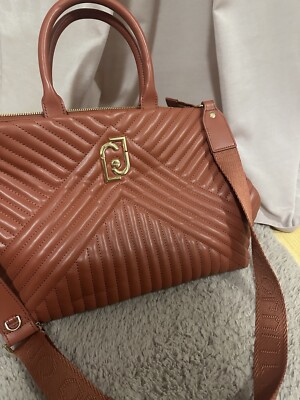 LIU JO GROSSE GESTEPPTE TASCHE MIT PRÄGUNG NEU