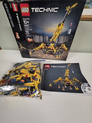 LEGO TECHNIC: Mobile Crane (42108)