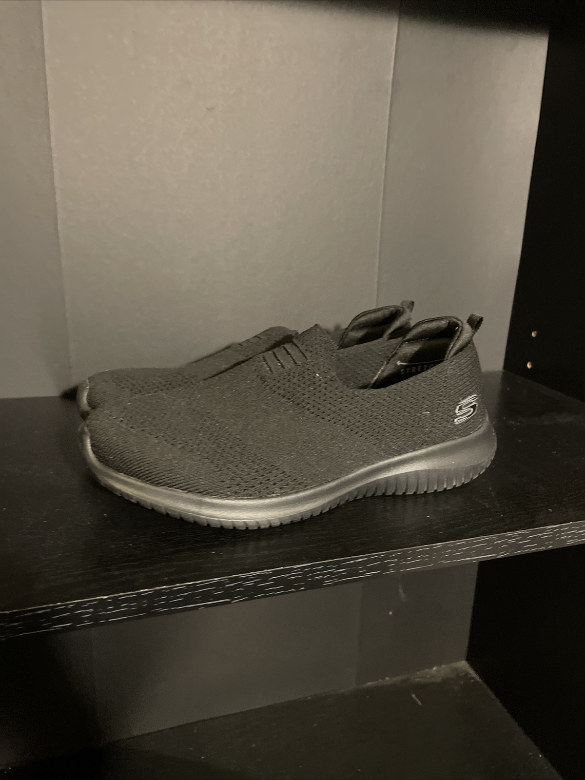 Brand New Womens Skechers Size 7 Wide Fit Air Cooled Memory Foam | eBay