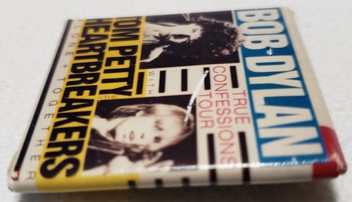 Used BOB DYLAN TRUE CONFESSIONS TOUR TOM PETTY HEARTBREAKERS Square Button / Pin - Afbeelding 4 van 5