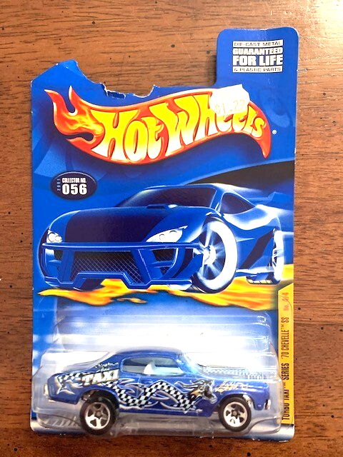 Foto 1 di 9