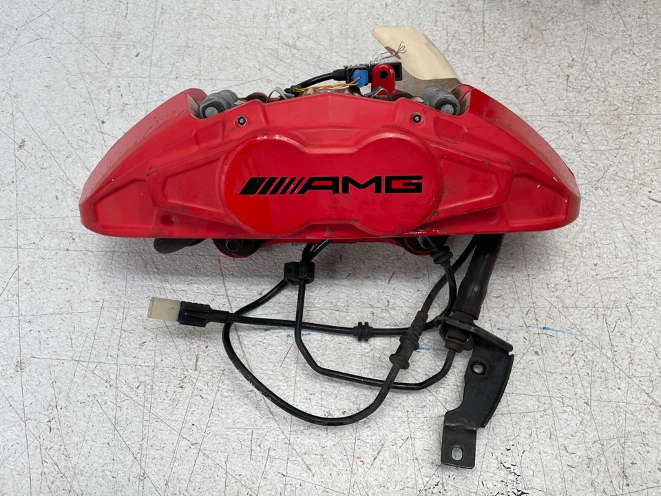 Juego de pinzas de freno delanteras y traseras rojas 1352 OEM Mercedes Benz CLA45 AMG 2014-2018 Foto 4 de 4