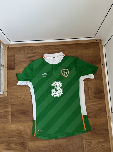 Republic of Ireland Team Jersey Home football shirt 2016-2017 Umbro Mens Size L