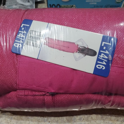 32 DEGREES WEATHERPROOF PINK CHEVRO GIRLS 14/16 SNOW SKI PANTS ZIP OFF SUSPENDER - Picture 2 of 5